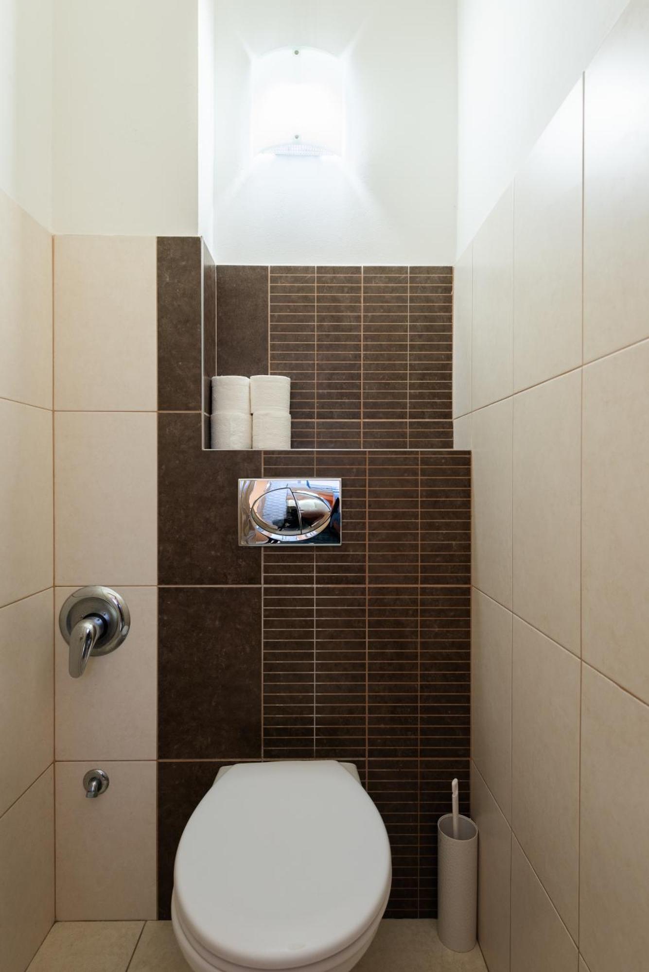 Lighthouse Apartment Prague Ngoại thất bức ảnh